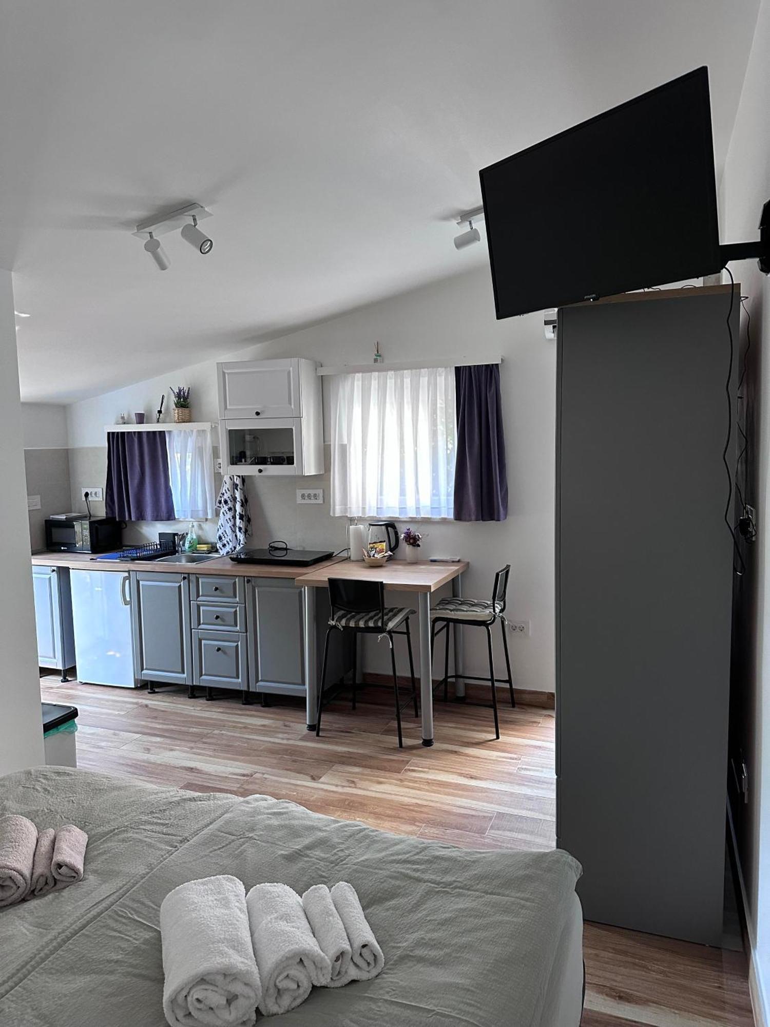 Lux Apartments In Downtown Πούλα Εξωτερικό φωτογραφία